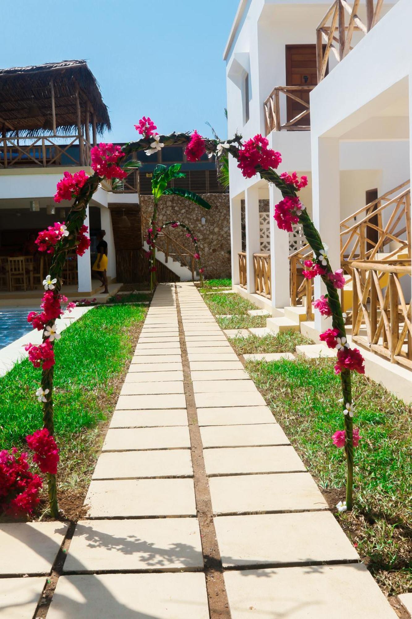 Tatu Inn Boutique Hotel Watamu Esterno foto